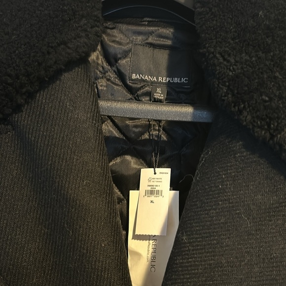 NWT men’s Banana Republic Peacoat - Picture 2 of 4
